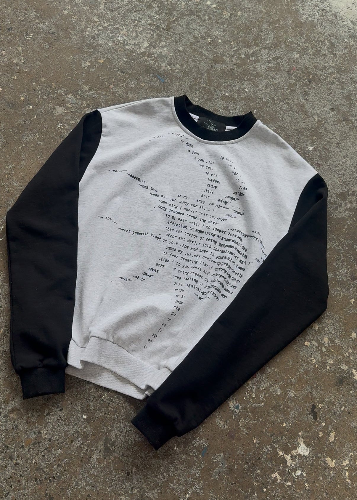 Fear crewneck
