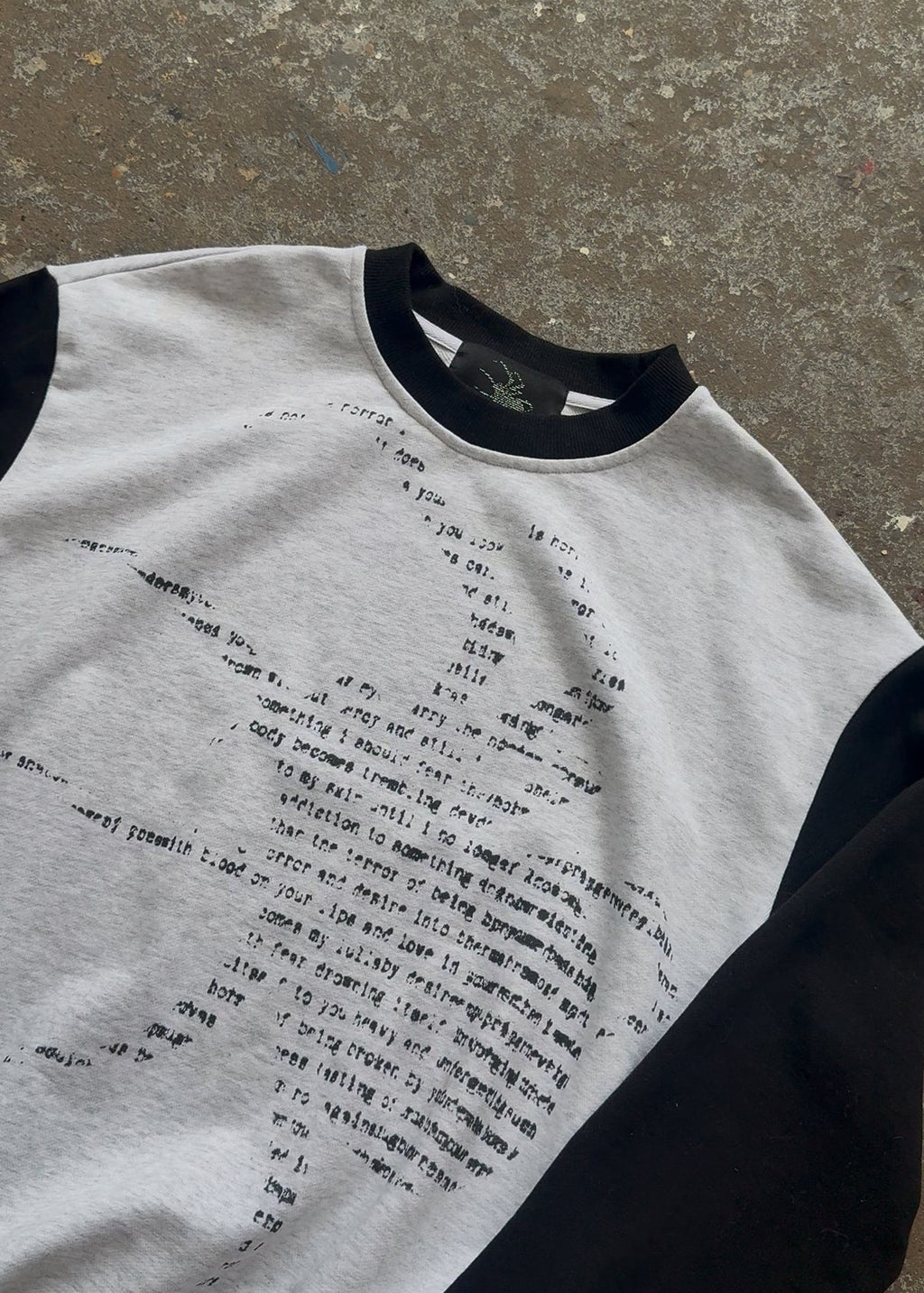 Fear crewneck